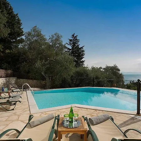 Angouletta By Paxosretreats * Longos (Paxos)